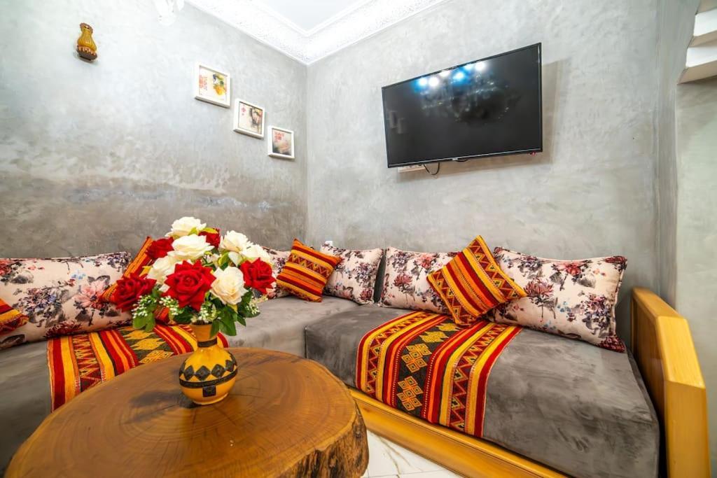 Authentic Walk To Sights Apartment *